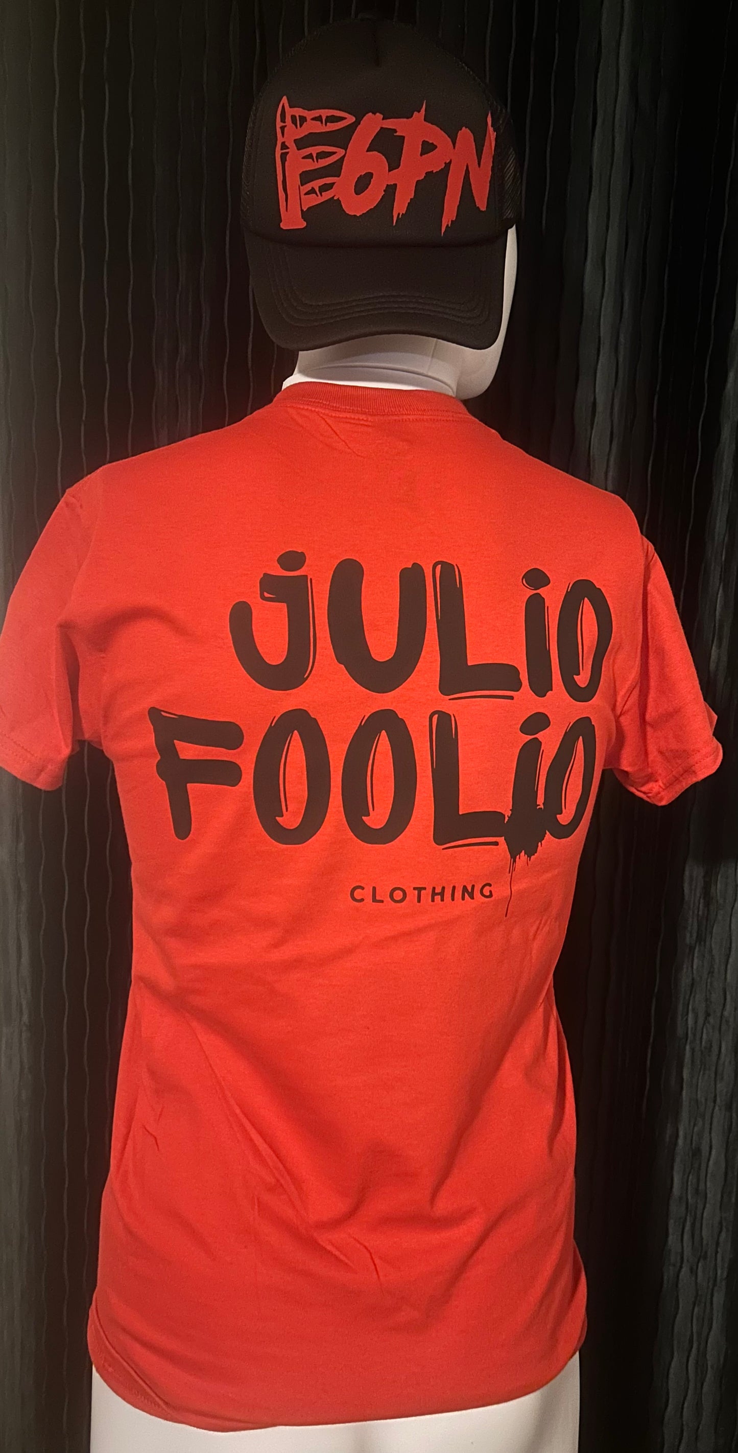 OFFICIAL JULIO FOOLIO E6PN RED TEE